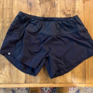 Oiselle Roga Running Shorts—Black, size 8